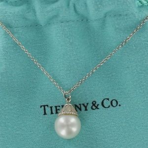 New Tiffany Ziegfeld Pearl Drop Pendant 